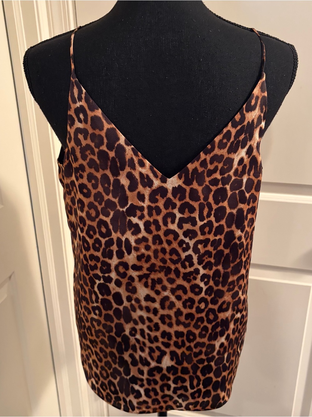 Express Leopard-Print V-Neck Cami Tank Top - Brown/Black - Picture 4 of 5